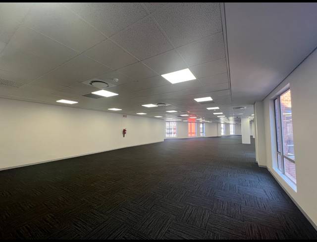 571M² OFFICE TO LET IN MELROSE ARCH